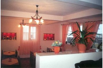 Rumunija Privát Buşteni, Eksterijer